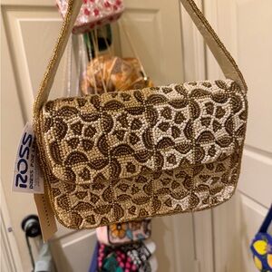 Chic Beaded Shoulder Bag - Gold and cream